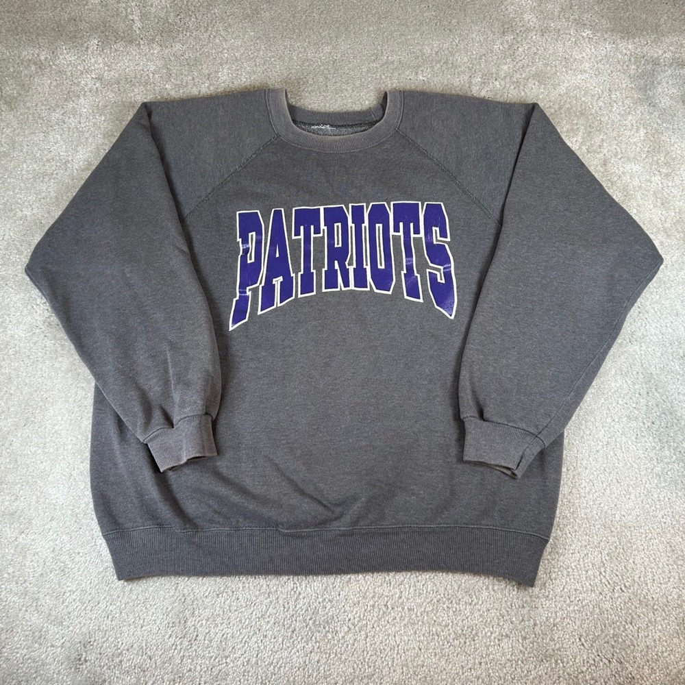 Vintage 90s New England Patriots Sweatshirt Men's XL Gray Crewneck Graphic NFL
